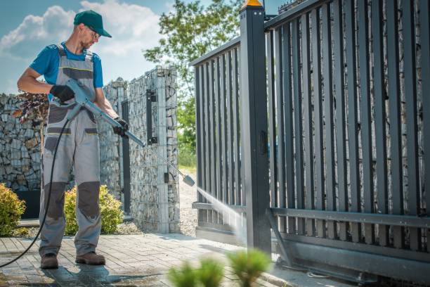 Animal Enclosure Cleaning